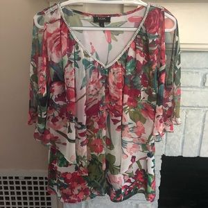 Size M floral MSK flowy blouse